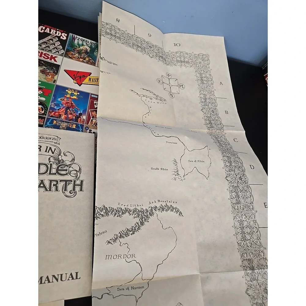 JRR Tolkien's War in Middle Earth IBM PC Game Floppy Disks Manual Map Complete